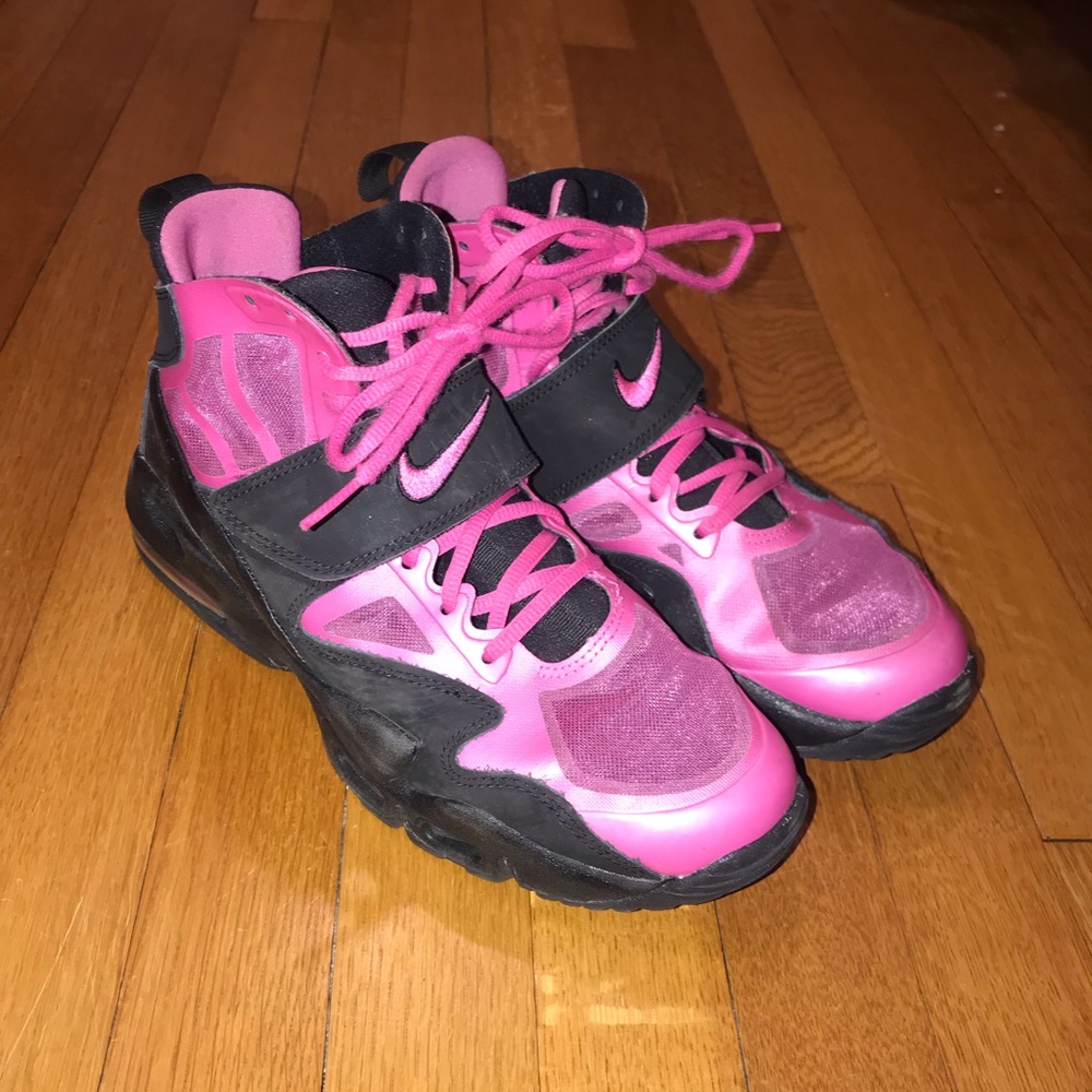 Women’s Nike Air Max 2 Basketball Sneakers